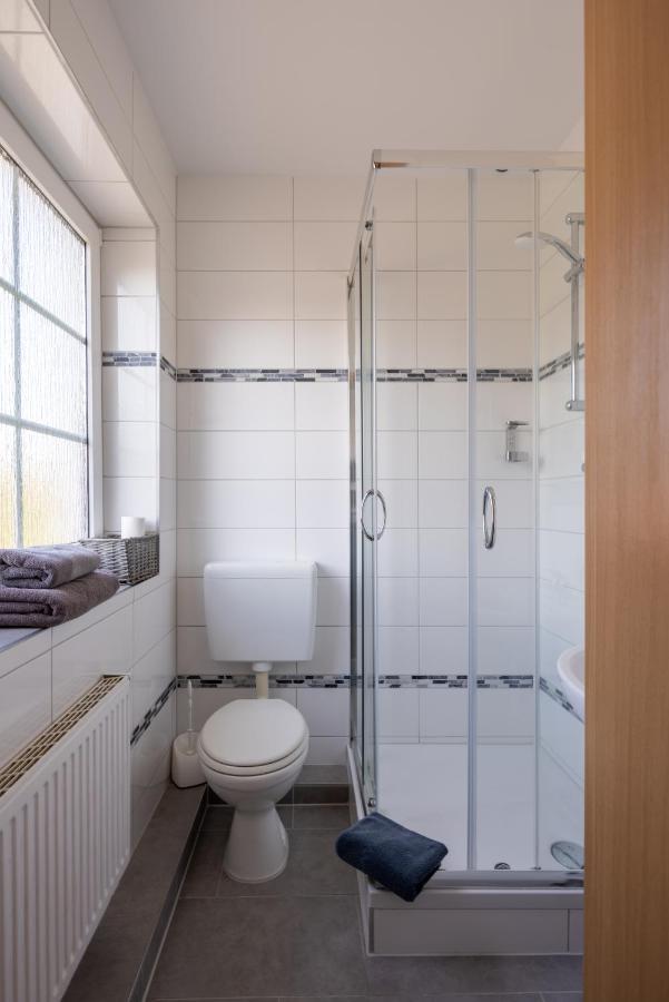 Gaestehaus Olympia Wilhelmshaven - Moderne Einzelzimmer Mit Eigenem Bad Fuer Monteure Apartment