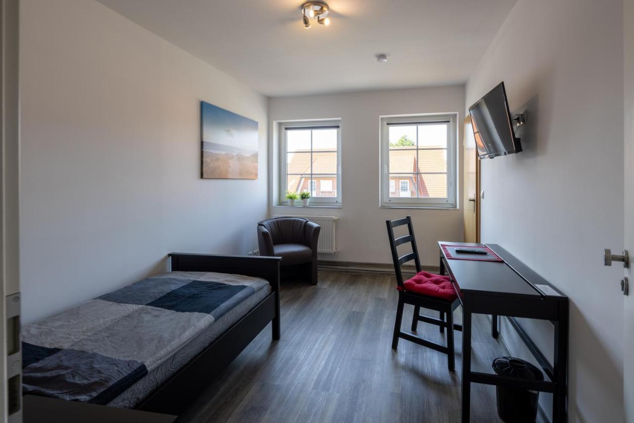 Gaestehaus Olympia Wilhelmshaven - Moderne Einzelzimmer Mit Eigenem Bad Fuer Monteure Apartamento